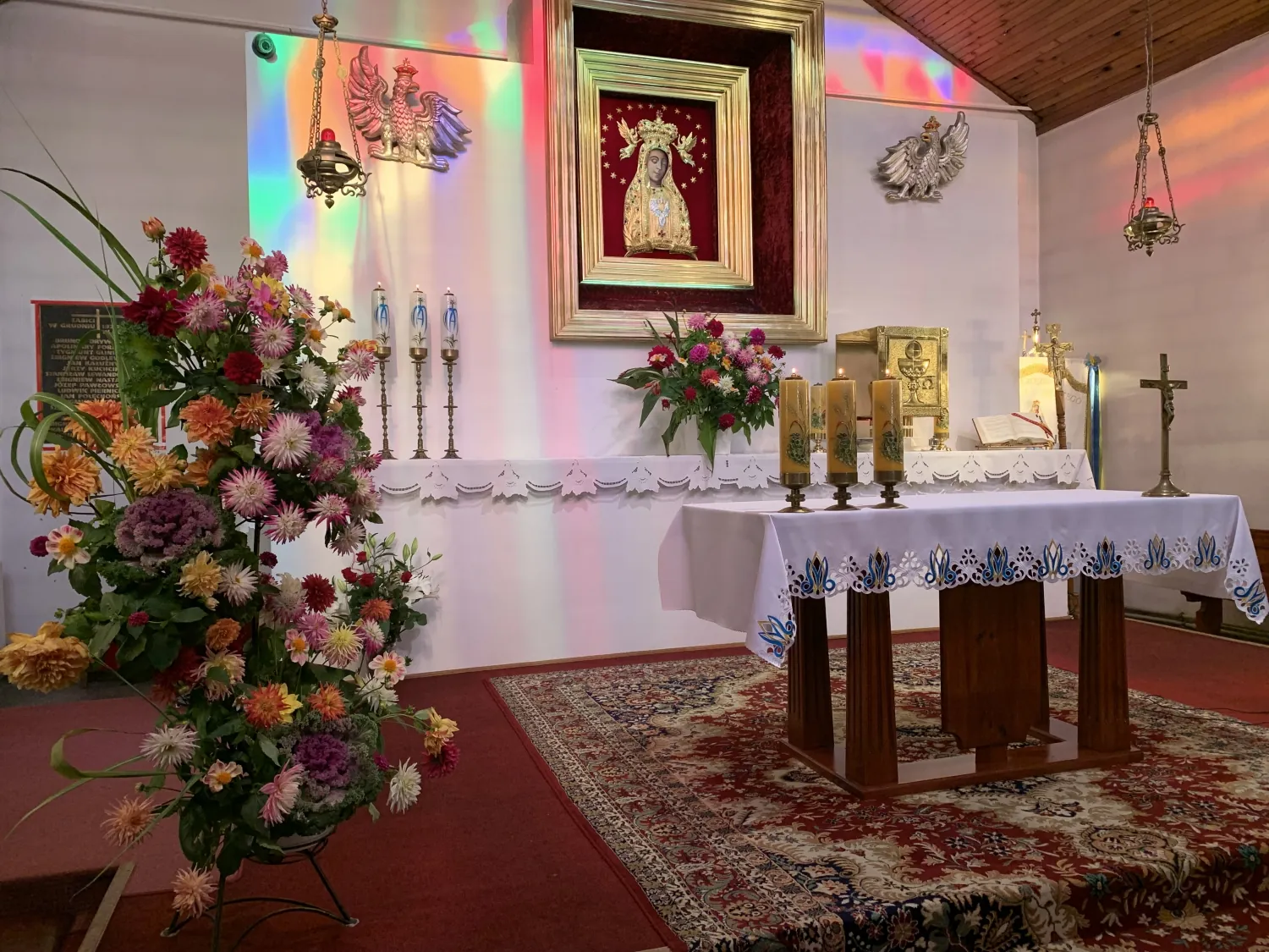 Parafia MB Licheńskiej Bolesnej Król. Polski i św. Jerzego - zdjęcie 6