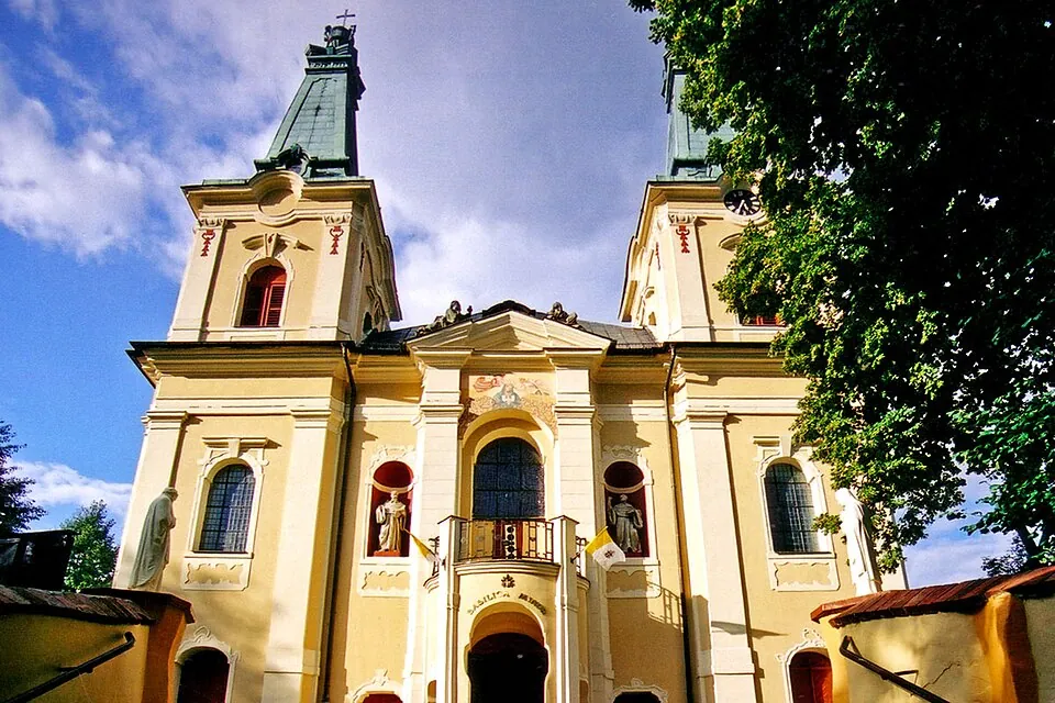 Kościół - Parafia MB Rokitniańskiej