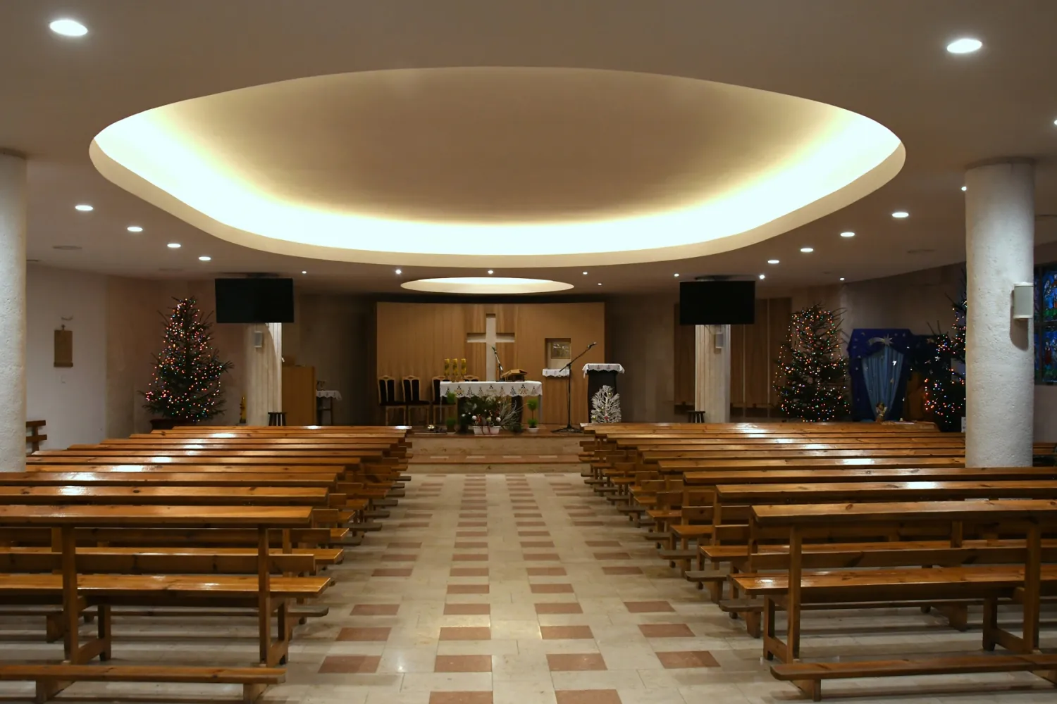 Parafia MB Różańcowej - zdjęcie 6