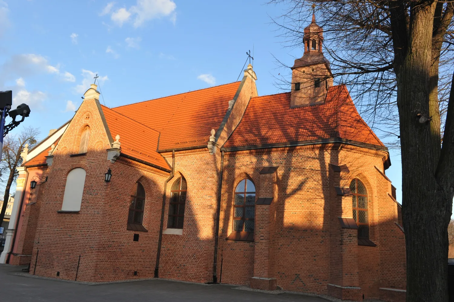 Parafia MB Uzdrowienia Chorych na Duszy i na Ciele i św. Anny - zdjęcie 6