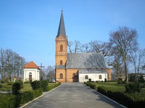 Kościół: Parafia MB Różańcowej, Toporów