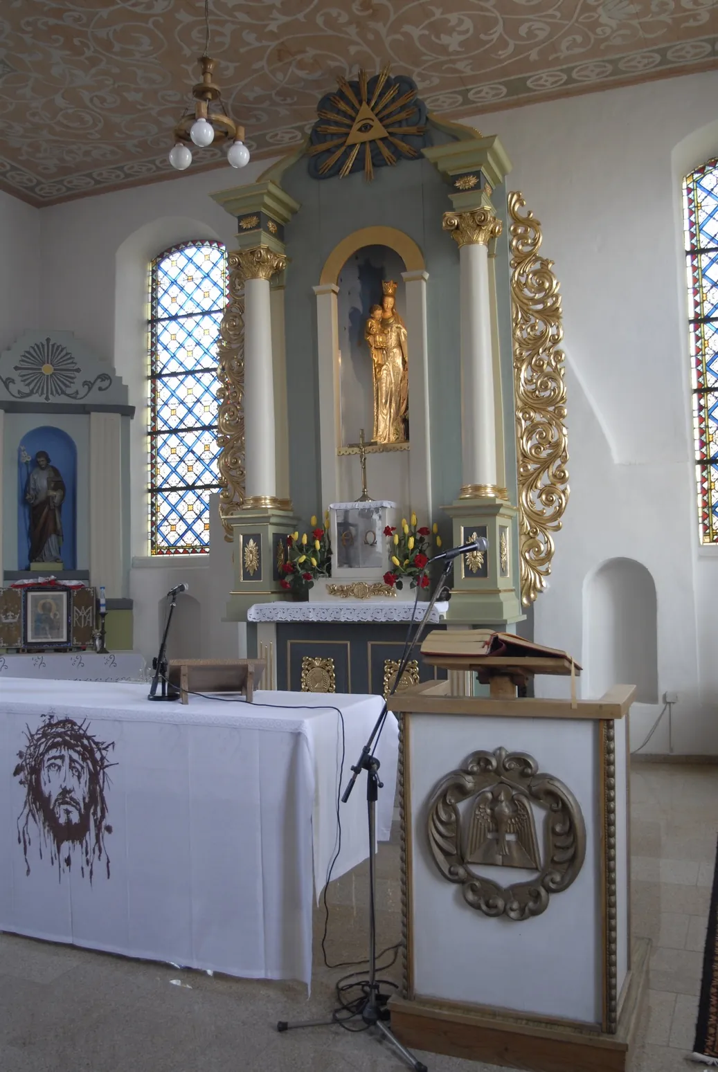 Parafia Najświętszej Maryi Panny Królowej Polski - zdjęcie 3