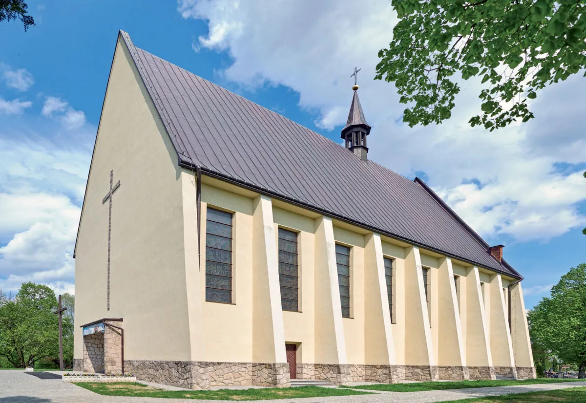Kościół - Parafia Najświętszej Maryi Panny Królowej Polski