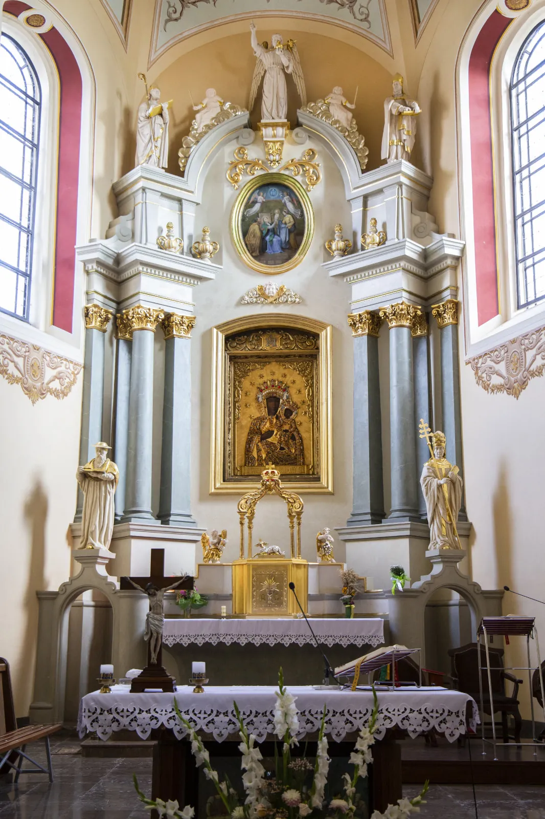Parafia Narodzenia NMP - zdjęcie 2