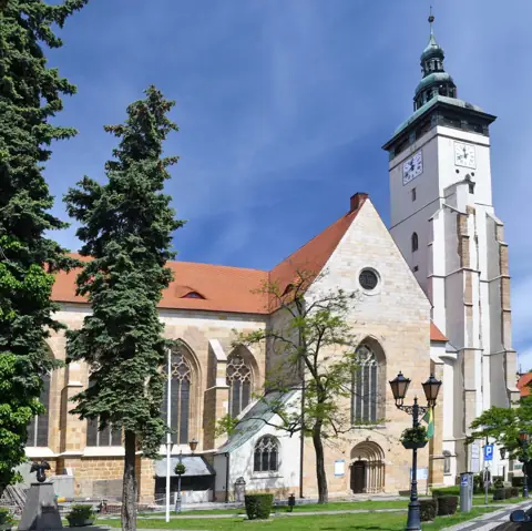 Kościół: Parafia Narodzenia NMP, Złotoryja