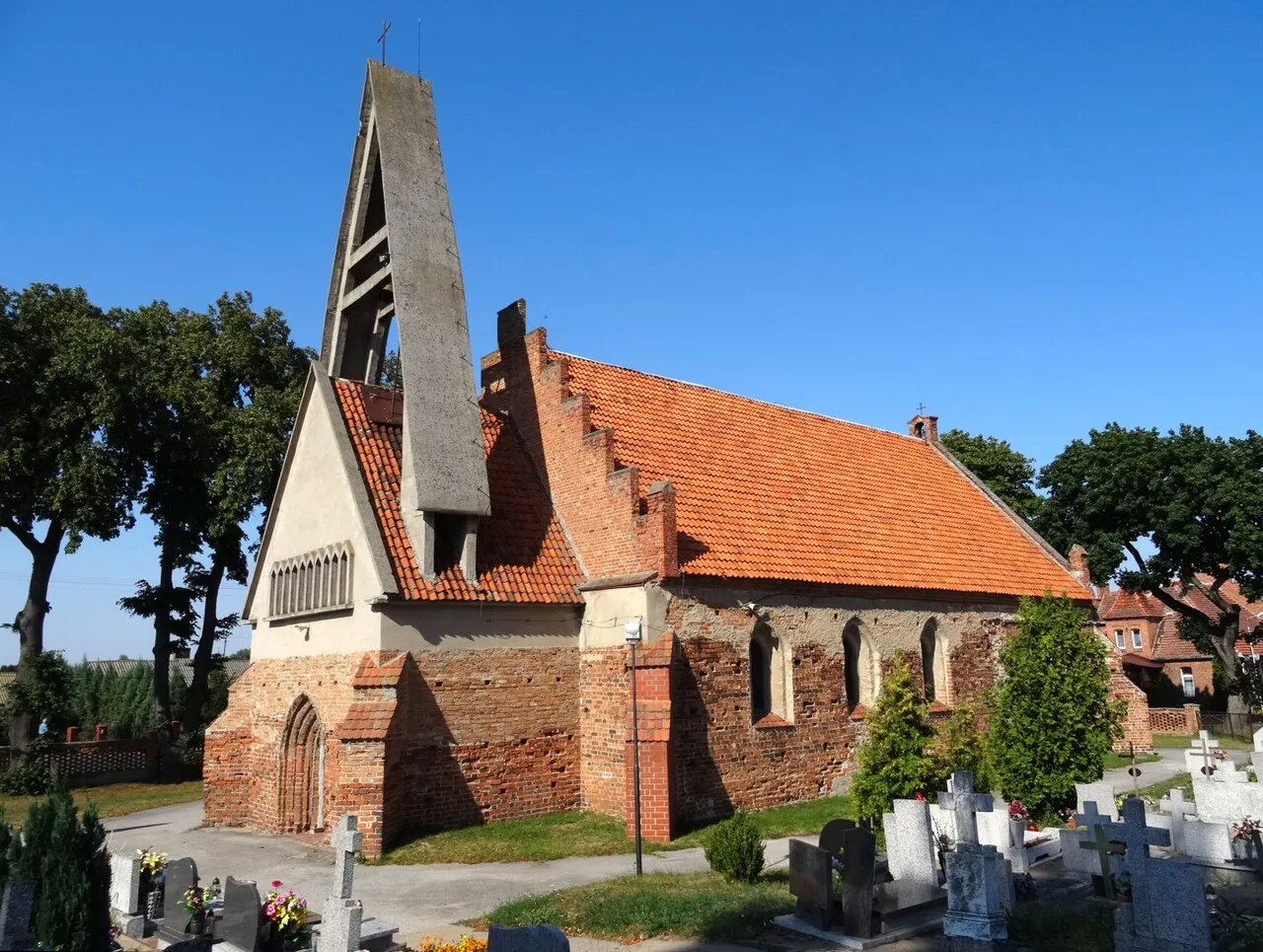 Kościół - Parafia Narodzenia NMP