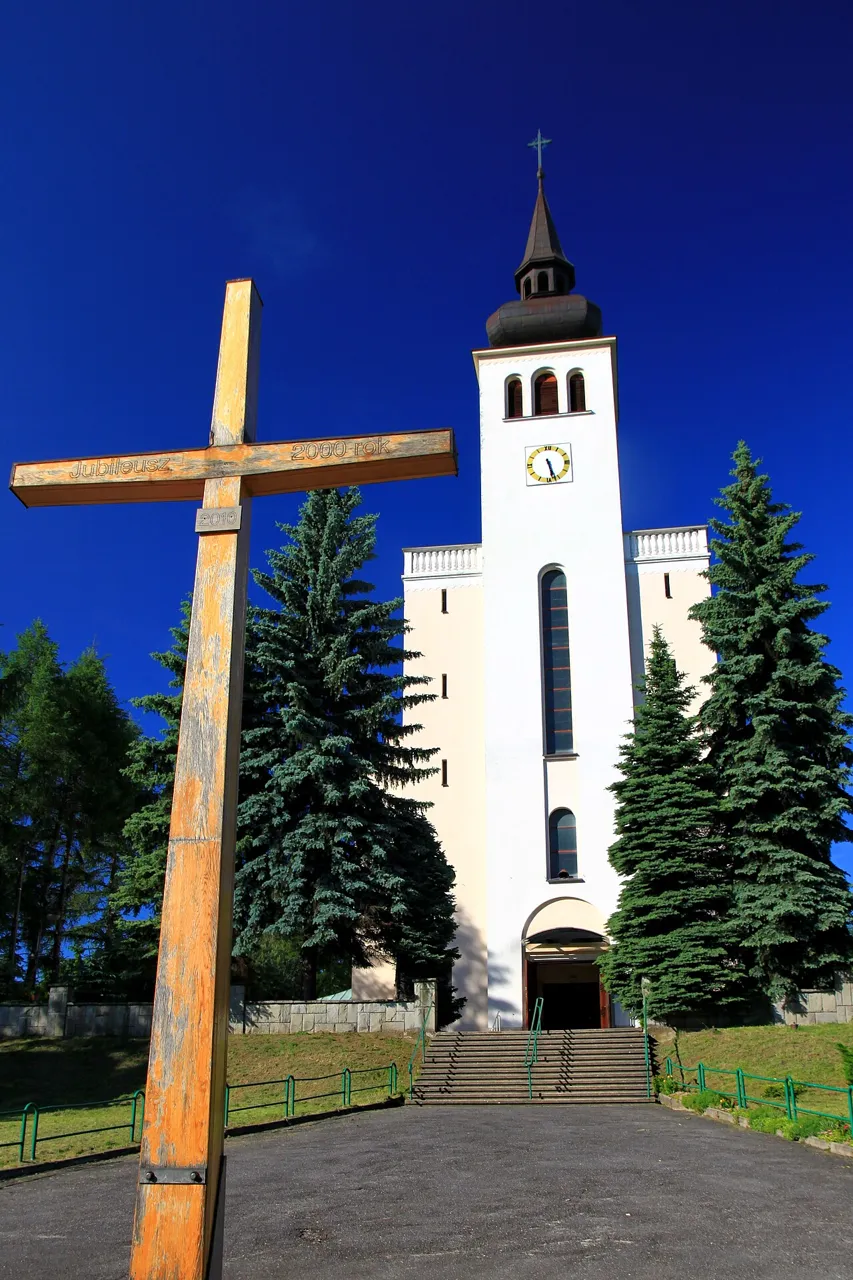 Kościół - Parafia Nawiedzenia NMP