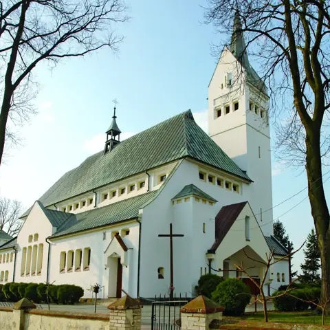 Kościół: Parafia Nawiedzenia NMP, Psary