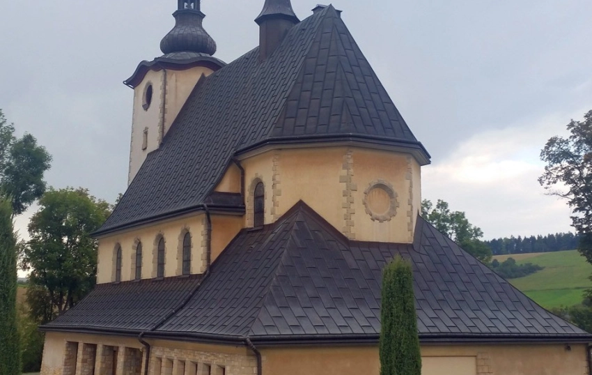 Parafia MB Szkaplerznej - zdjęcie 2