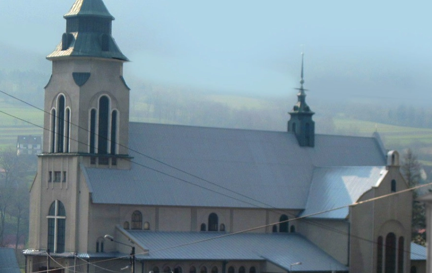 Parafia MB Szkaplerznej - zdjęcie 2