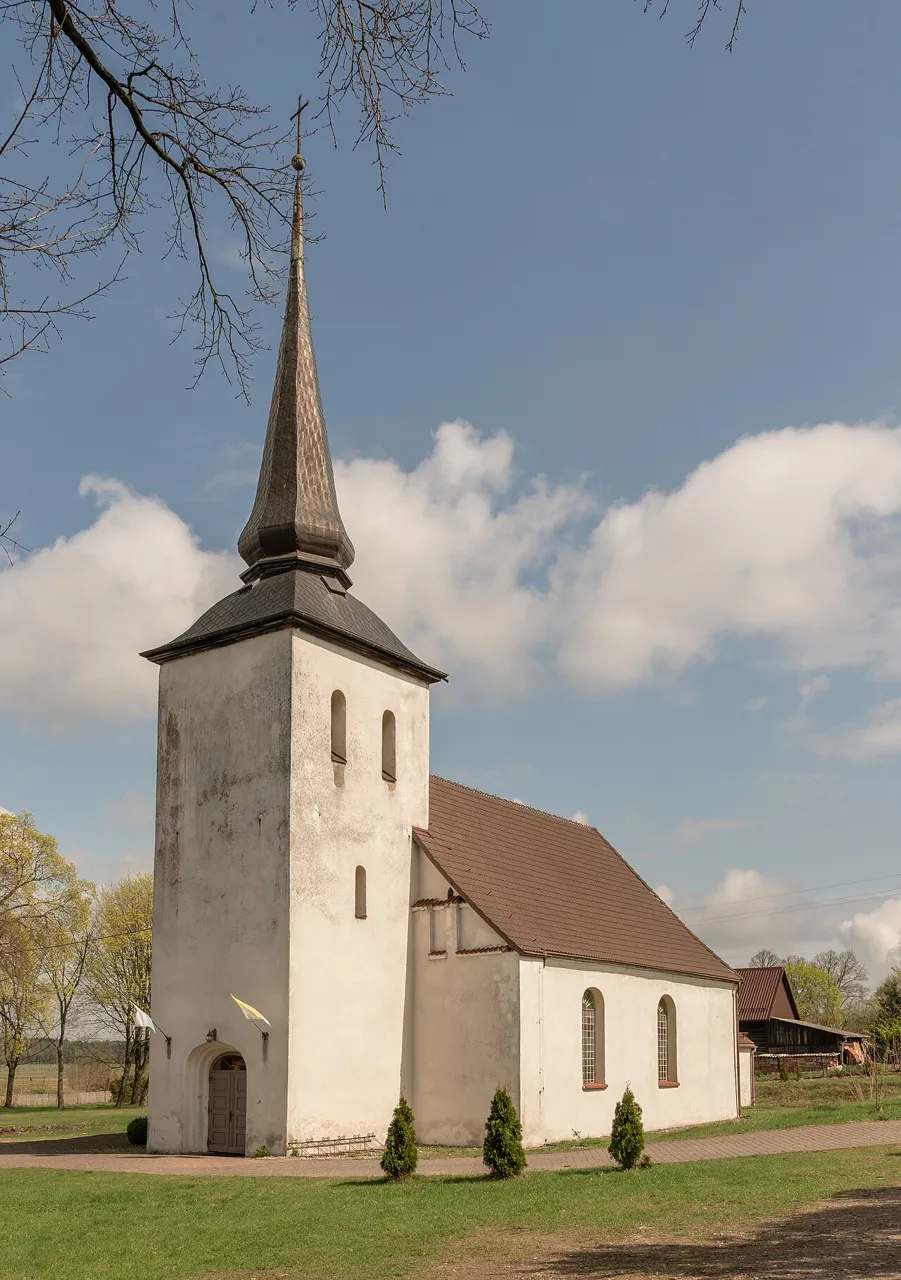 Kościół - Parafia Niepokalanego Serca NMP