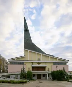 Kościół - Parafia NMP Królowej Polski