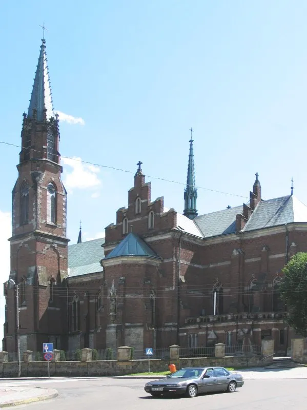 Kościół - Parafia NMP Królowej Polski