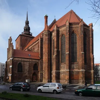 Kościół - Parafia NMP Królowej Różańca Świętego