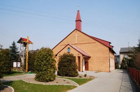 Kościół: Parafia NMP Matki Kościoła, Okup Wielki