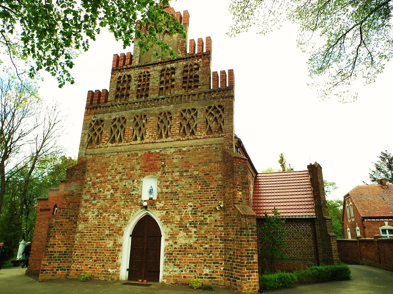 Kościół - Parafia NMP Niepokalanie Poczętej