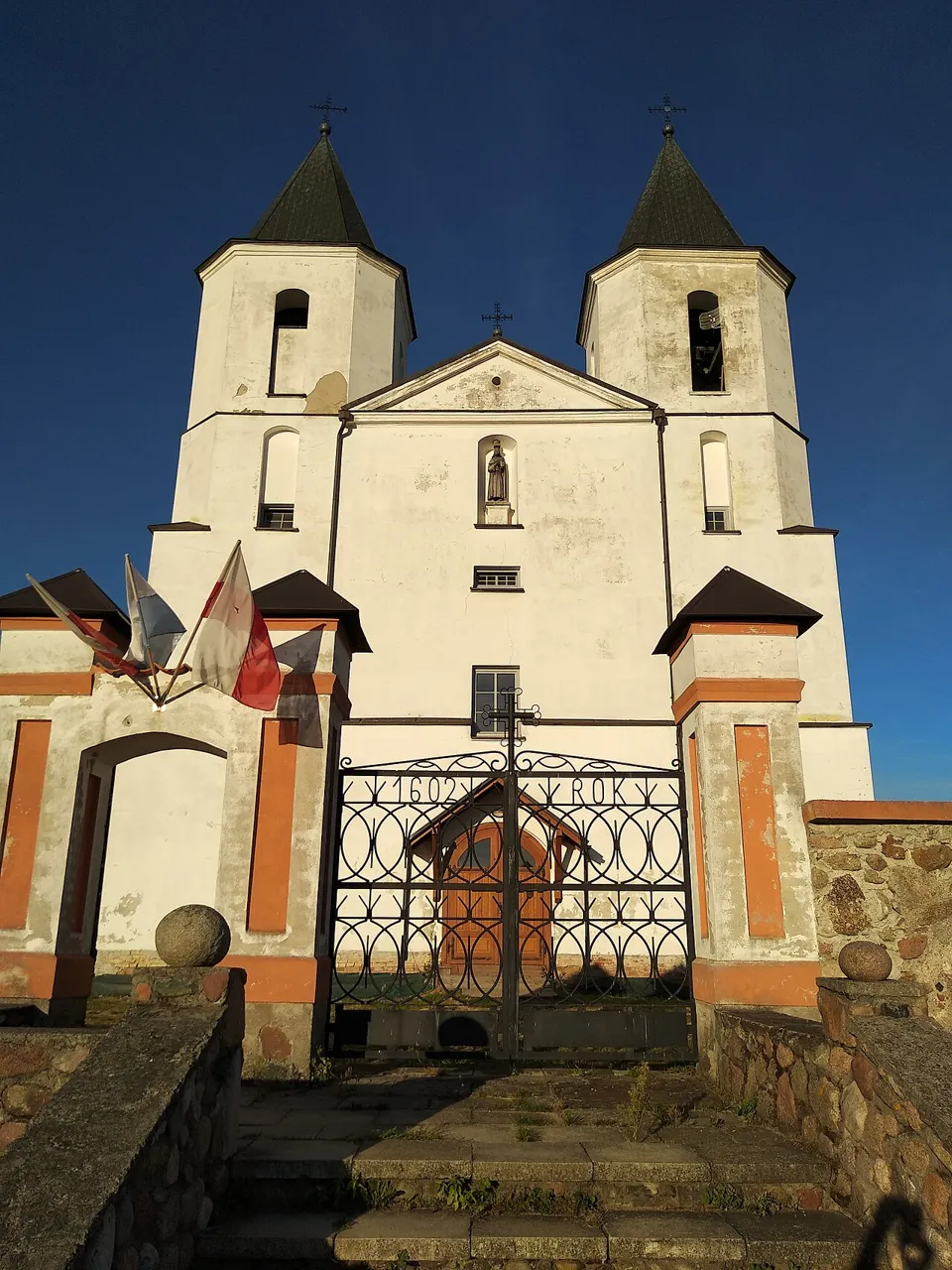 Kościół - Parafia NMP Pocieszenia
