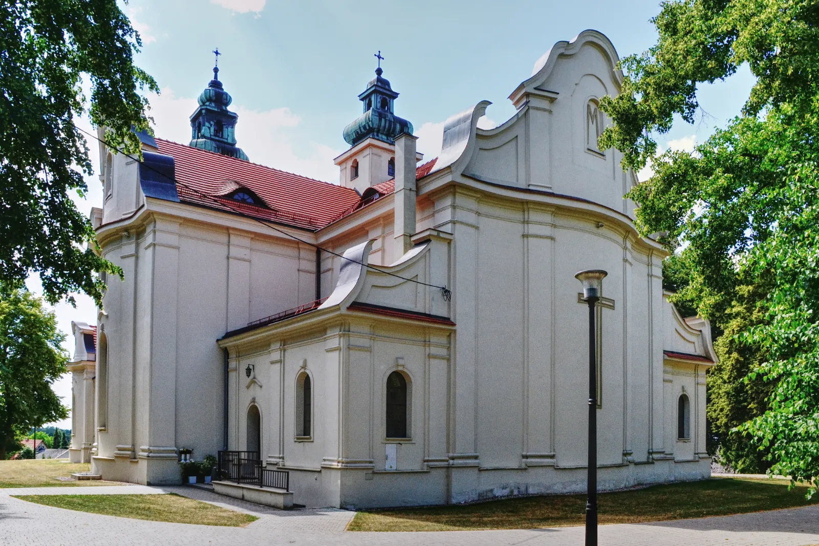Kościół - Parafia NMP Wniebowziętej