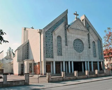 Parafia Miłosierdzia Bożego - zdjęcie 2