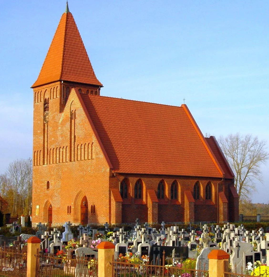 Kościół - Parafia Podwyższenia Krzyża Świętego