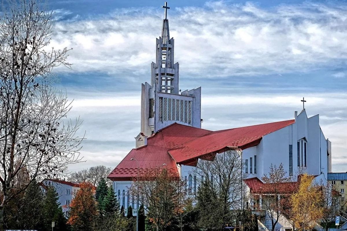 Parafia Miłosierdzia Bożego - zdjęcie 2