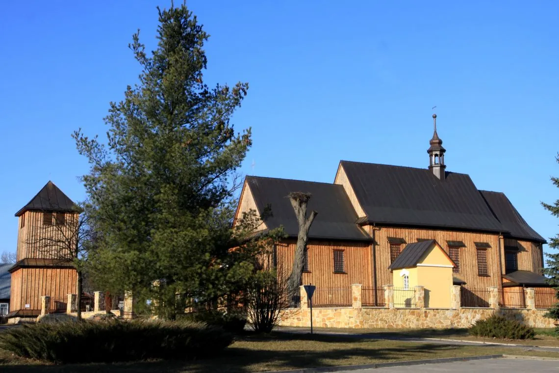 Kościół - Parafia Podwyższenia Krzyża Świętego
