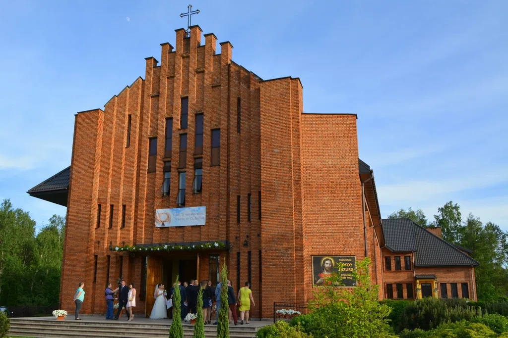 Parafia Miłosierdzia Bożego - zdjęcie 2
