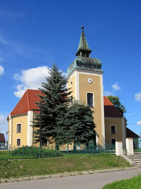 Kościół: Parafia Trójcy Przenajświętszej, Frednowy