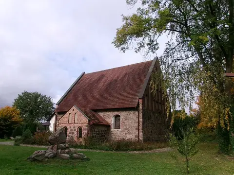 Kościół: Parafia Miłosierdzia Bożego, Parlino