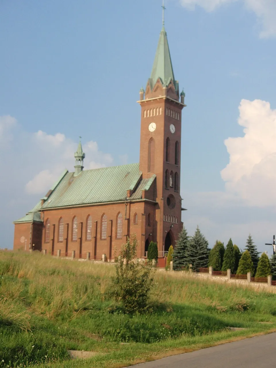 Kościół - Parafia Trójcy Przenajświętszej