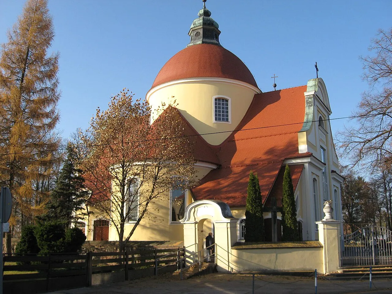 Kościół - Parafia Trójcy Świętej