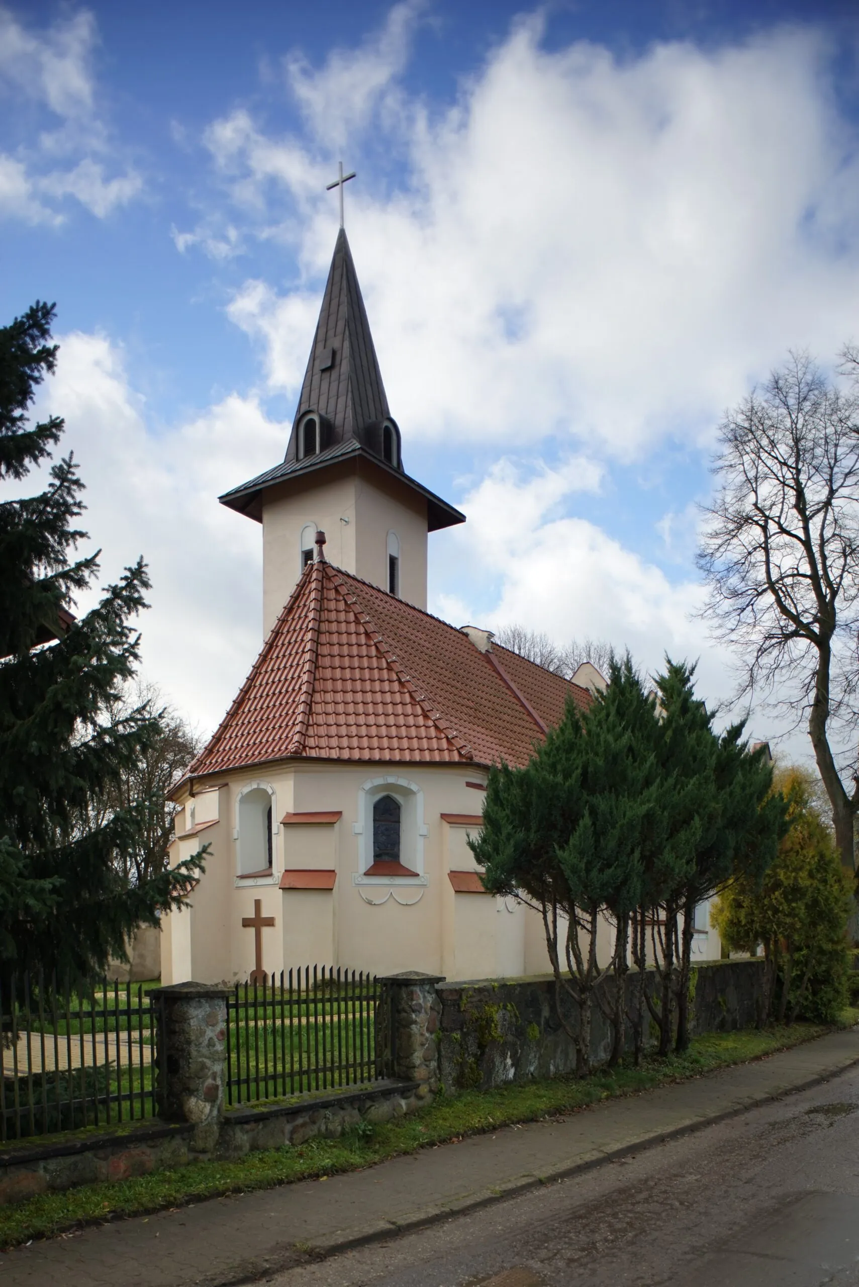 Parafia Trójcy Świętej - zdjęcie 3