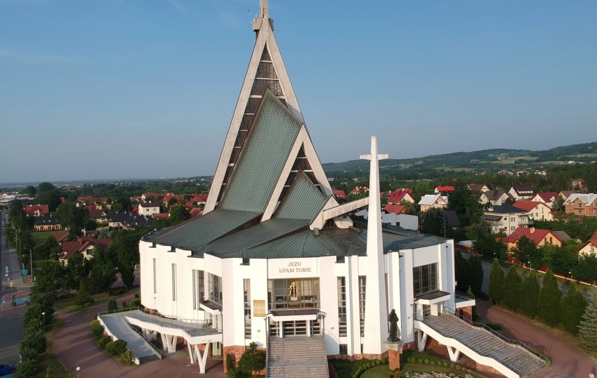 Parafia Miłosierdzia Bożego - zdjęcie 2