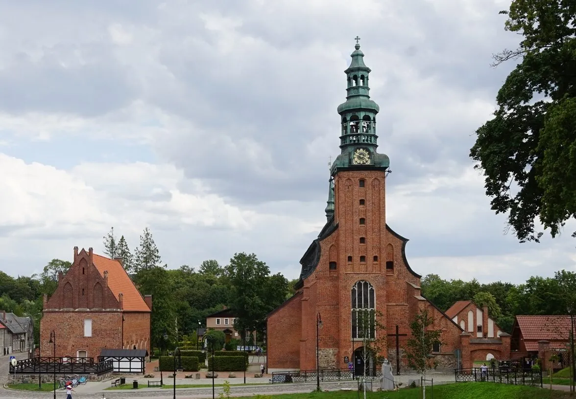 Kościół - Parafia Wniebowzięcia NMP