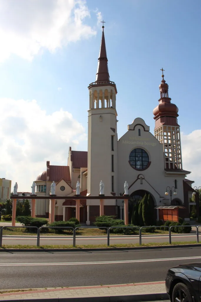 Parafia Miłosierdzia Bożego - zdjęcie 2