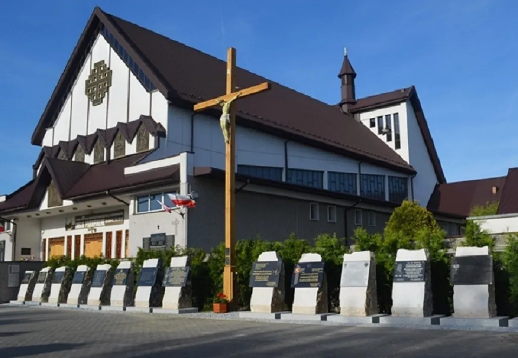 Kościół - Parafia Wszystkich Świętych