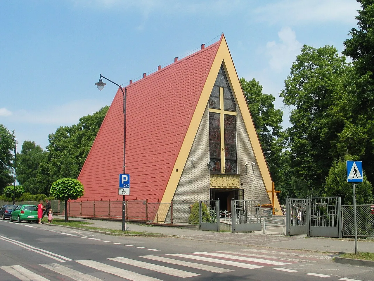 Kościół - Parafia Zmartwychwstania Pańskiego