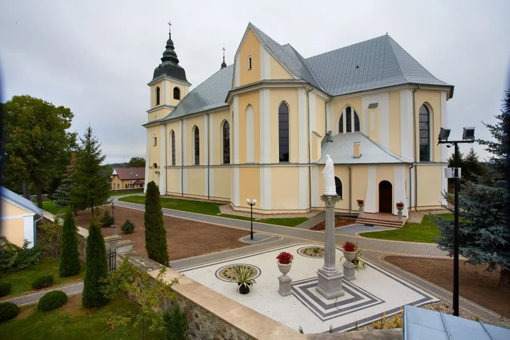 Parafia Znalezienia Krzyża Świętego - zdjęcie 2