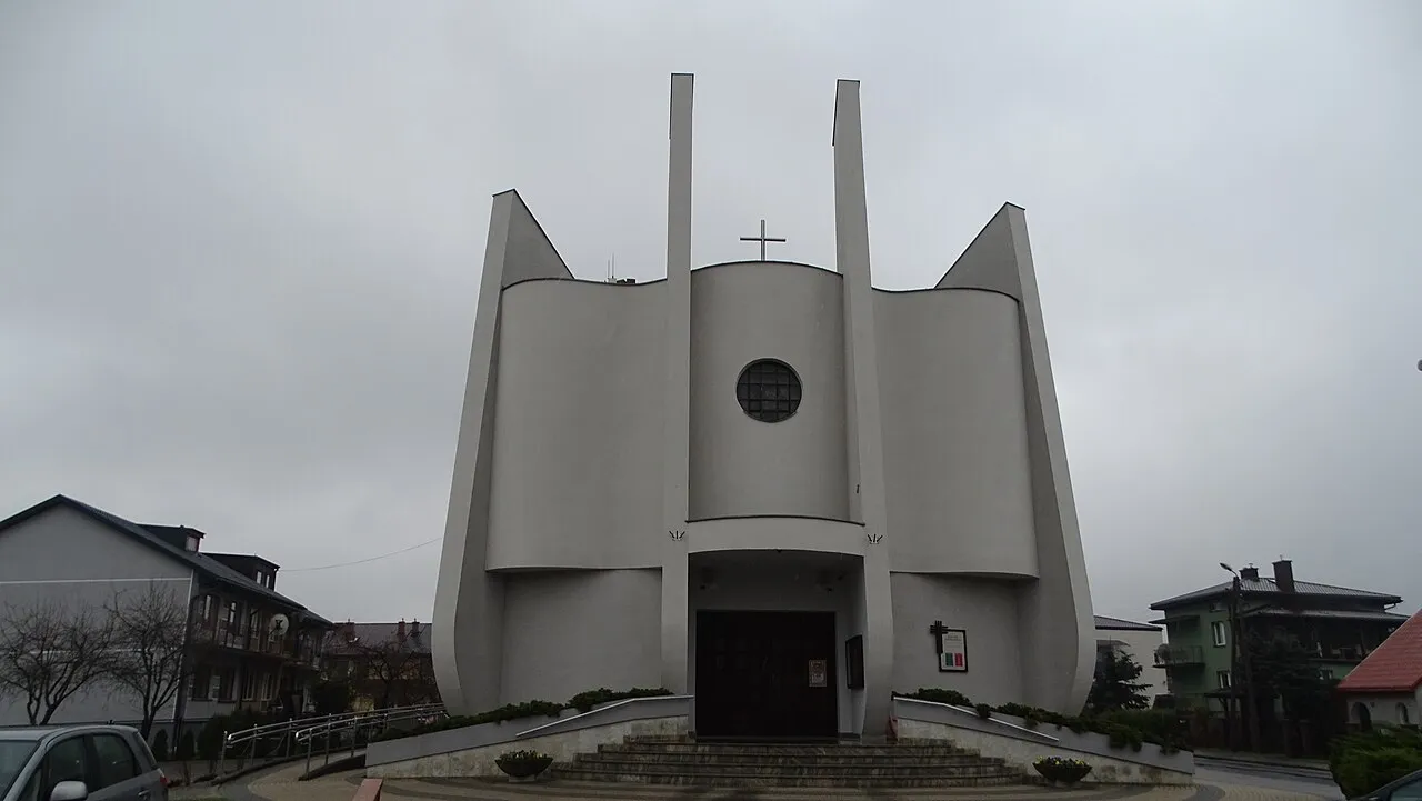 Kościół - Parafia Świętego Ducha