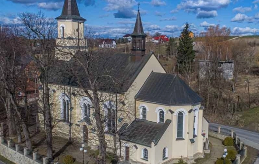 Kościół - Parafia św. Andrzeja Ap.