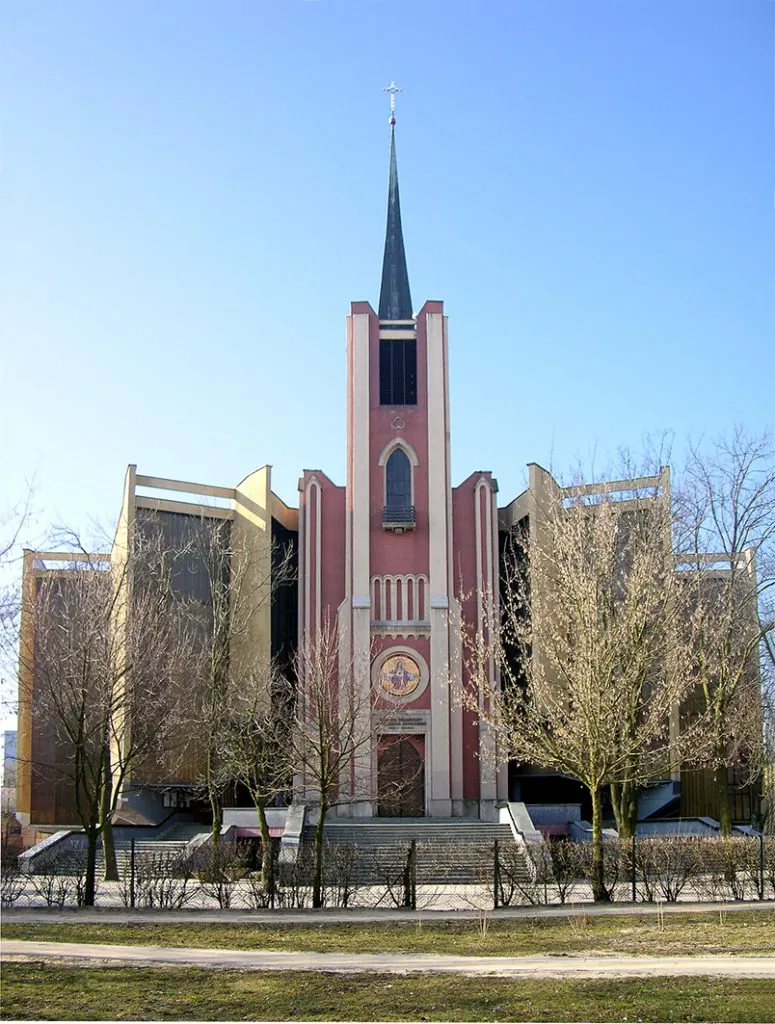 Parafia Najświętszego Serca Jezusowego - zdjęcie 2