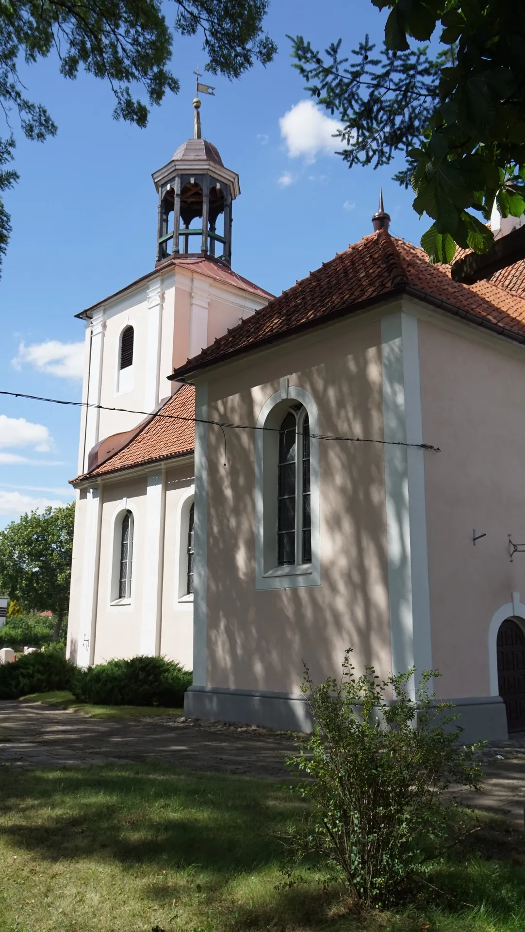 Parafia św. Ap. Piotra i Pawła - zdjęcie 3
