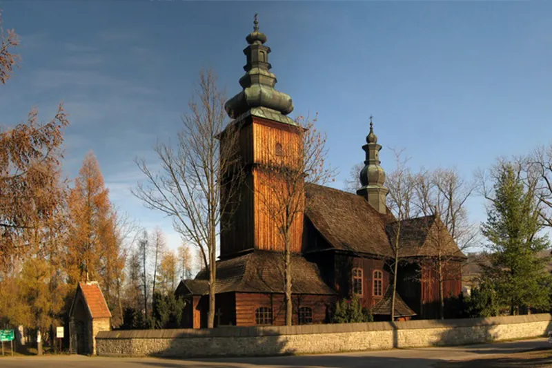 Kościół - Parafia św. Ap. Szymona i Judy Tadeusza