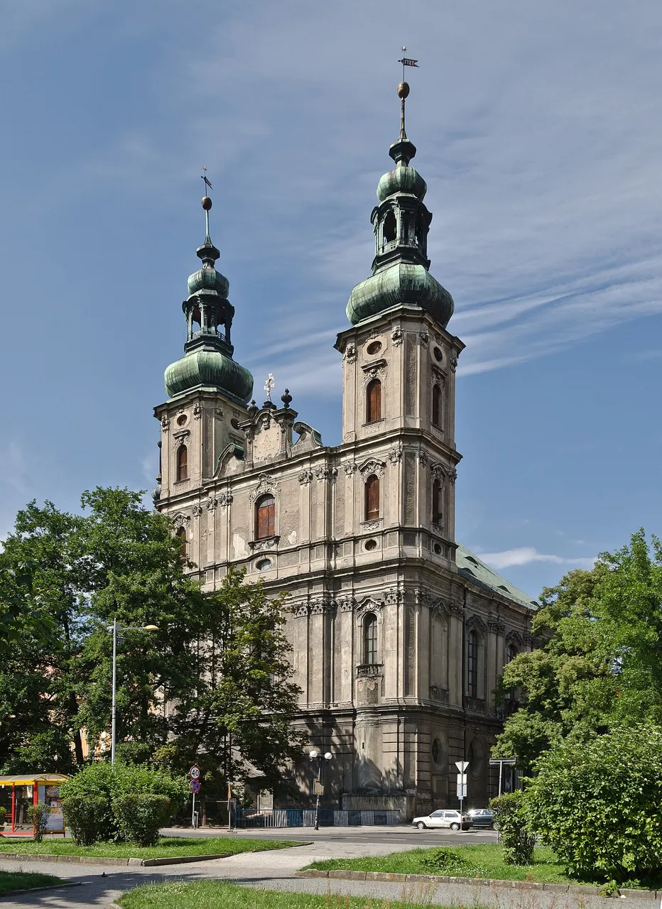 Kościół - Parafia św. Apostołów Piotra i Pawła
