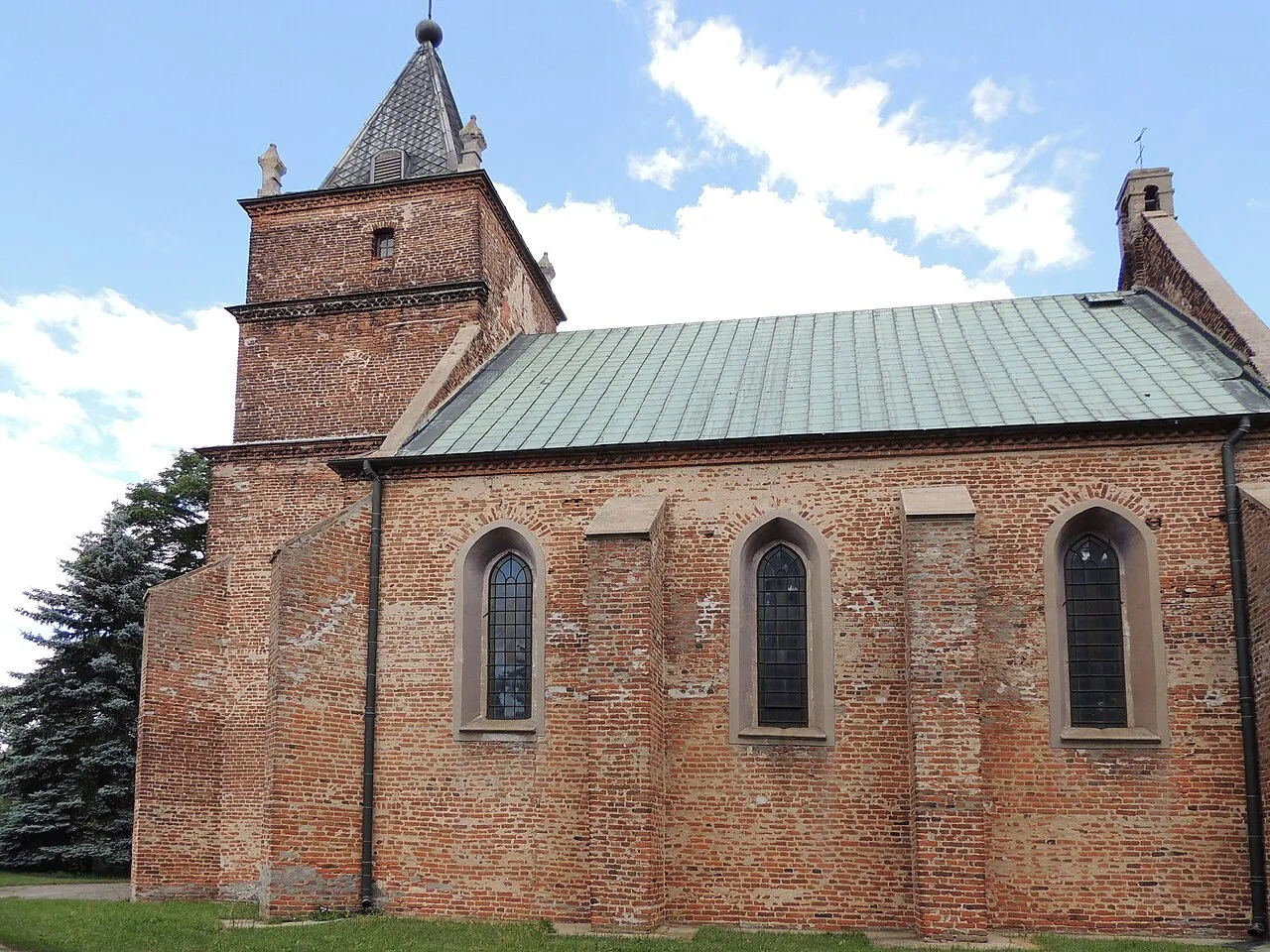 Kościół - Parafia św. Floriana i św. Jadwigi Śląskiej