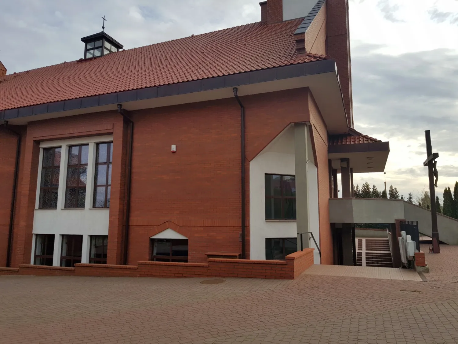 Parafia św. Jadwigi Królowej - zdjęcie 5