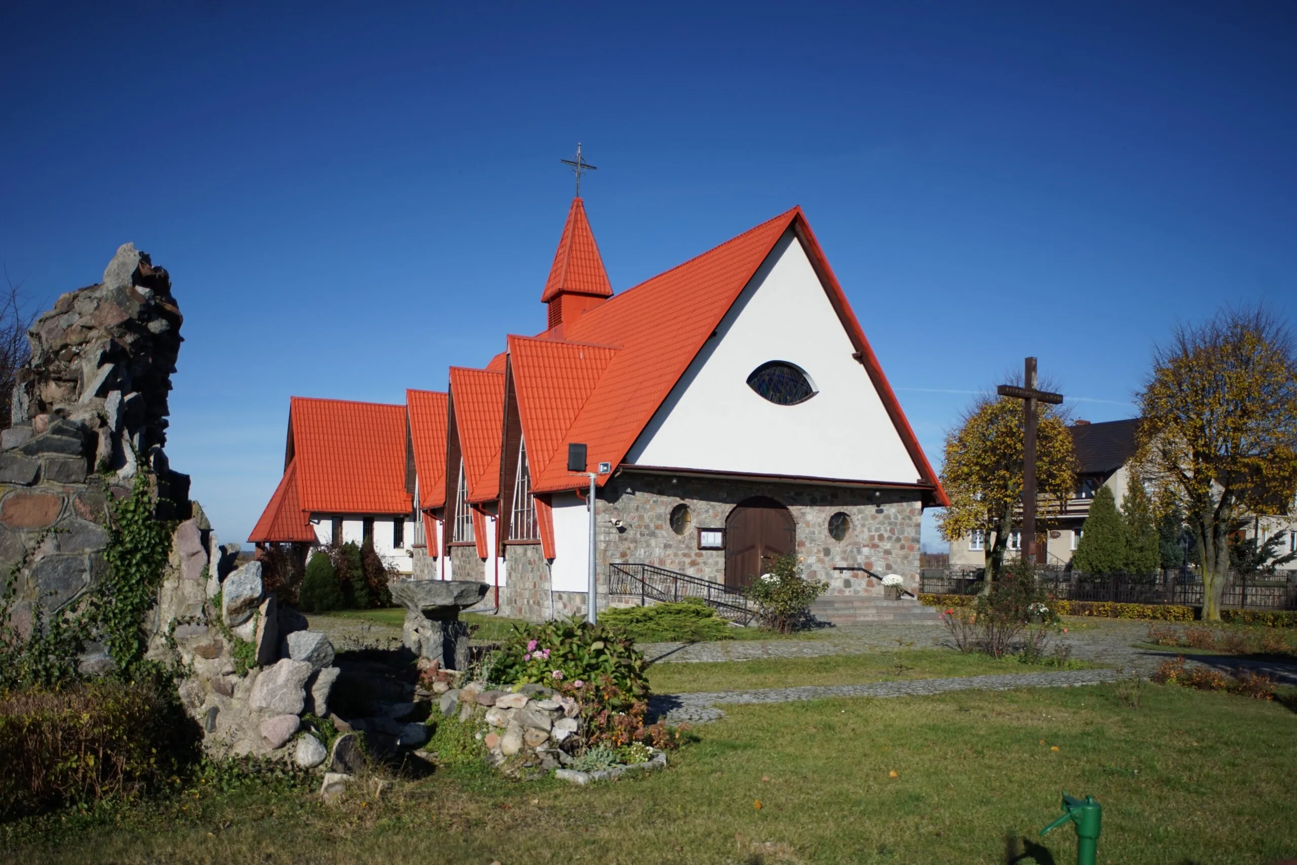Parafia św. Jadwigi Królowej - zdjęcie 3