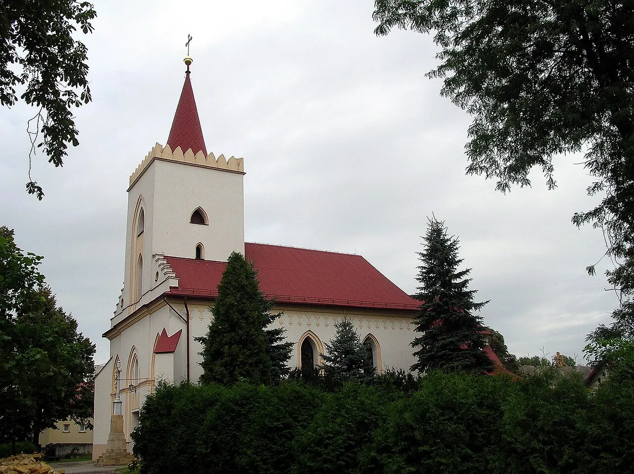 Kościół - Parafia św. Jadwigi Śląskiej