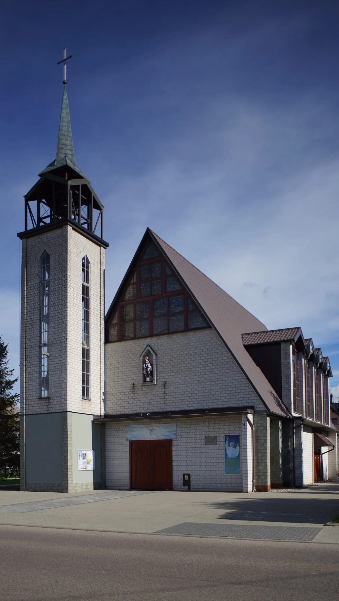 Parafia św. Jadwigi Śląskiej - zdjęcie 3