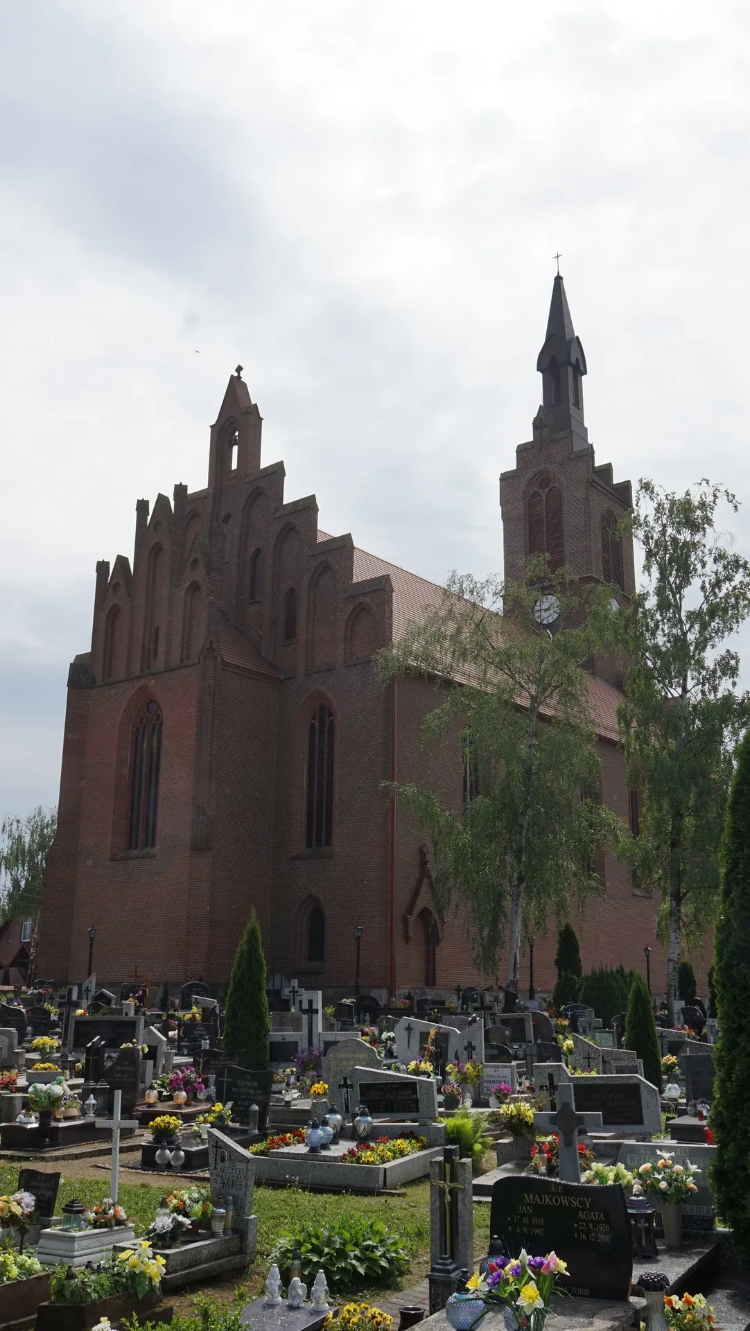 Parafia św. Jadwigi Śląskiej - zdjęcie 4